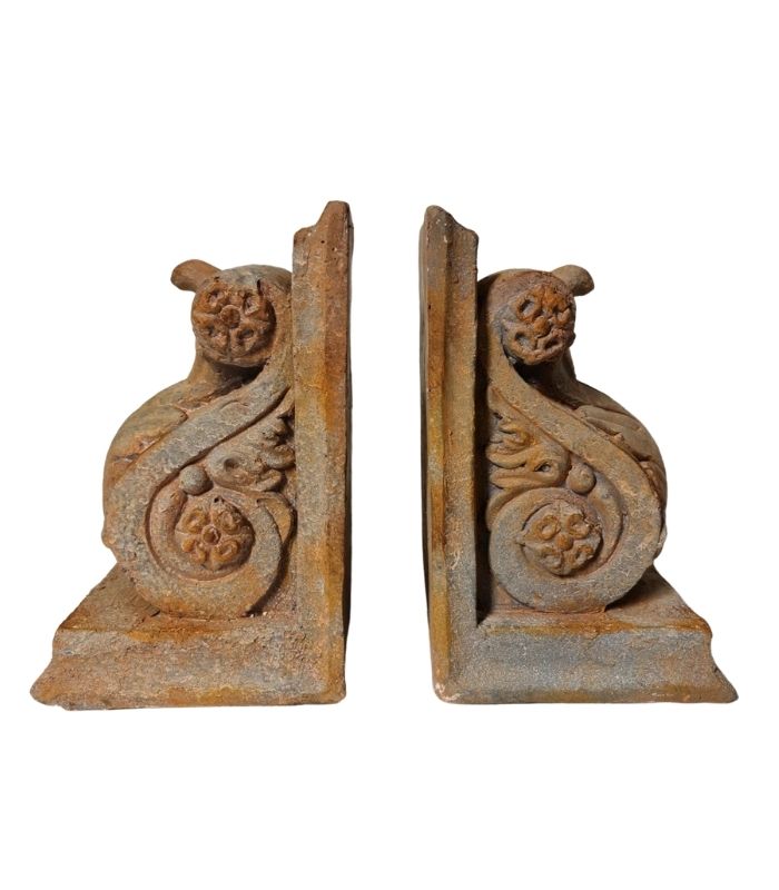 Tribeca Corinthian Bookends - Medium - Pair | Ink You